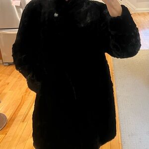 Chic Black Fur Coat for Women